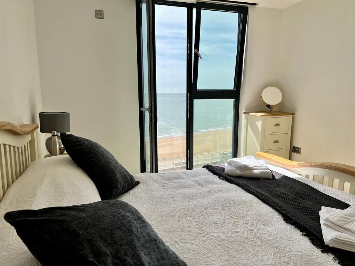 Sohot Stays Royal Sands Seaview Apt Free Parking Sleeps 4 Ramsgate Exterior photo