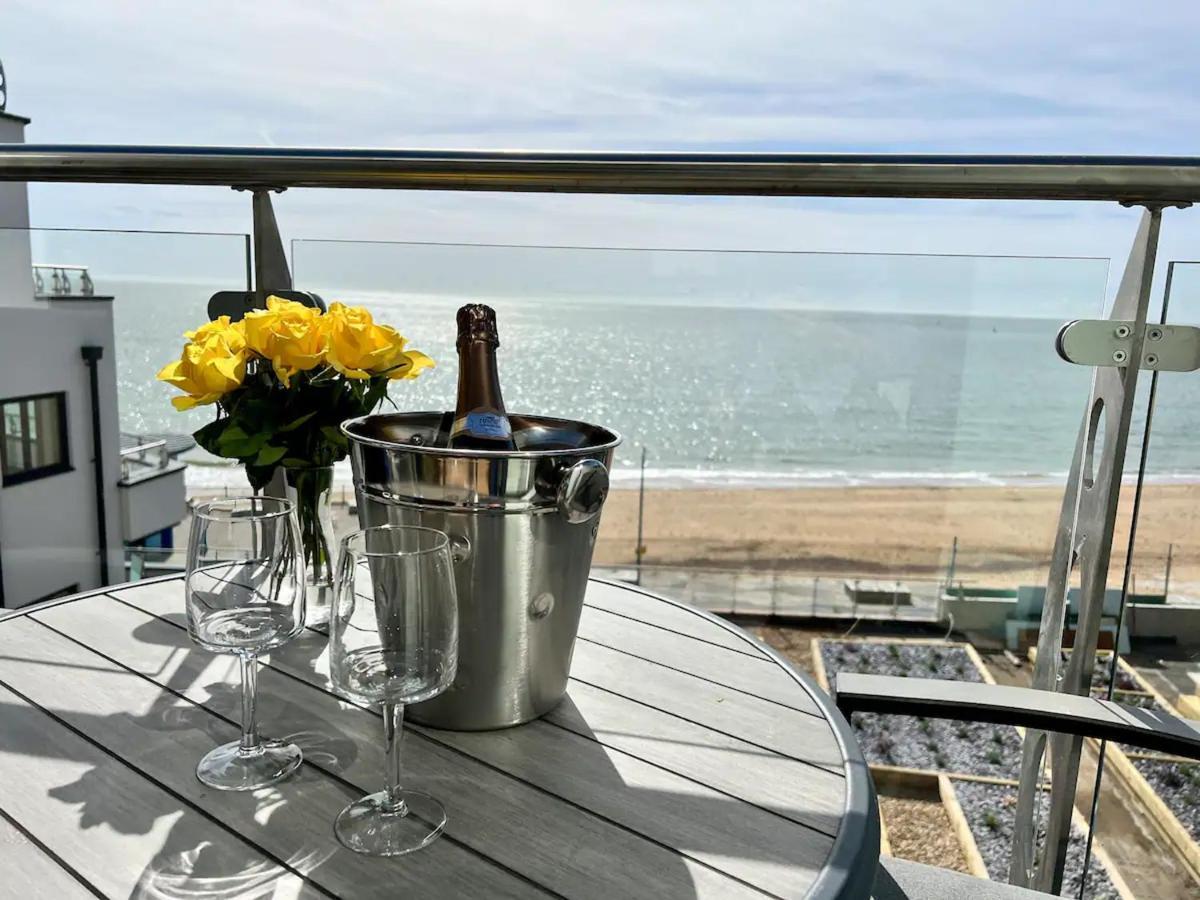 Sohot Stays Royal Sands Seaview Apt Free Parking Sleeps 4 Ramsgate Exterior photo