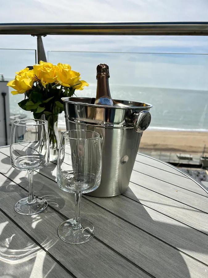 Sohot Stays Royal Sands Seaview Apt Free Parking Sleeps 4 Ramsgate Exterior photo